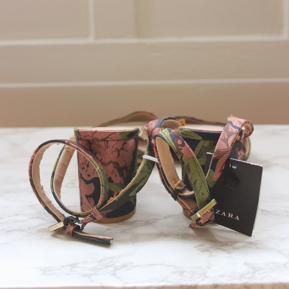 Zara Basic Shoe Collection Floral Brocade - Picture 2 of 4